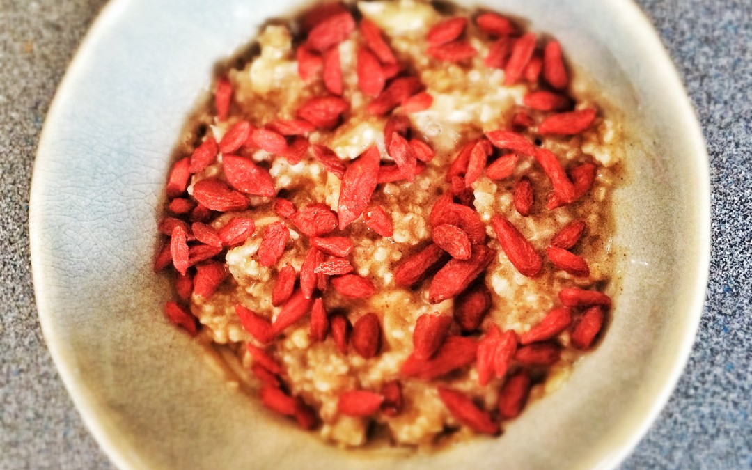 Superfood Oatmeal Power Breakfast